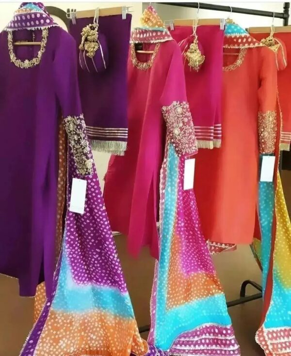chunri outfits