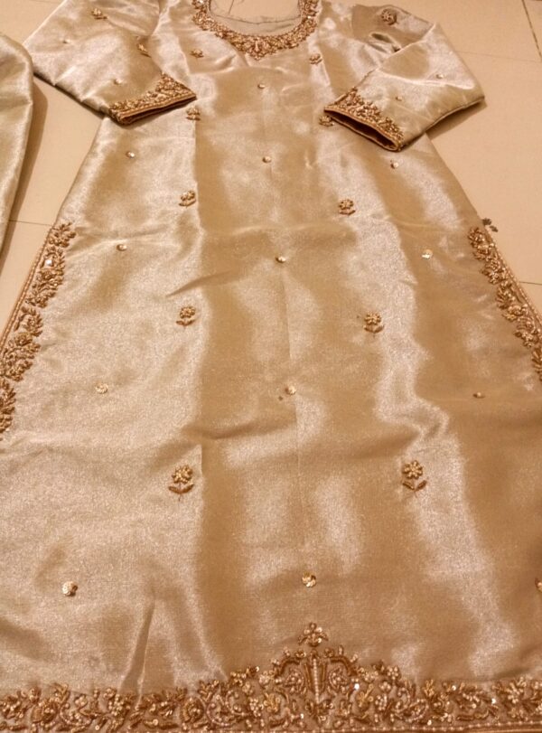 Beautiful Eid outfit - Image 4